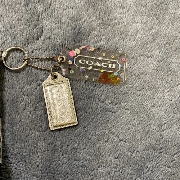 Coach Poppy Art Glam Tote Bag - Collectible Item! - Picture 2 of 7